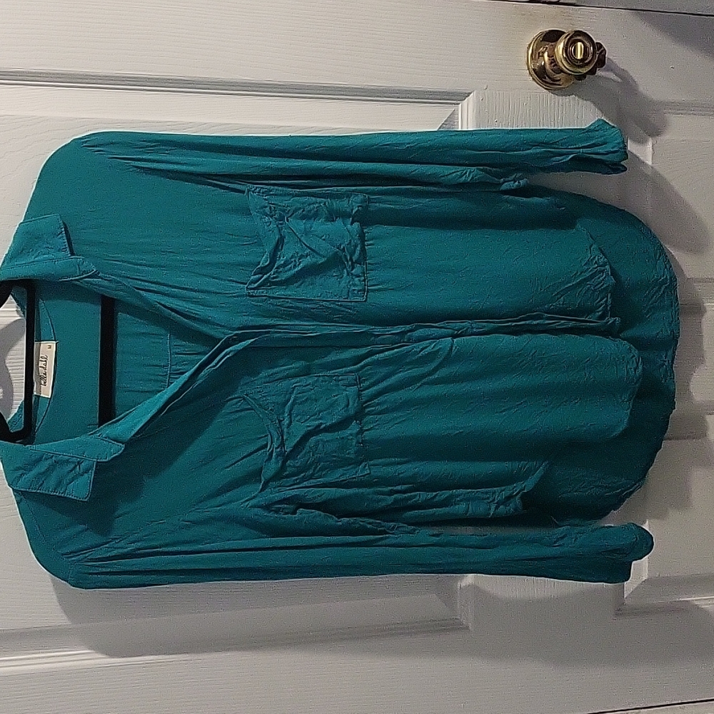 Bella Dahl button up